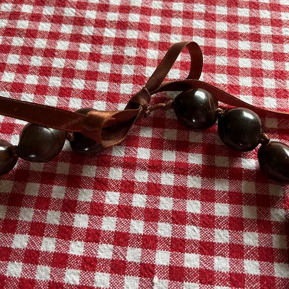 Women's Choker/Necklace 18" Hawaiian Kukui Brown - Picture 3 of 4